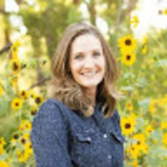 Meet your Posher, Tiffany - Picture 1 of 1